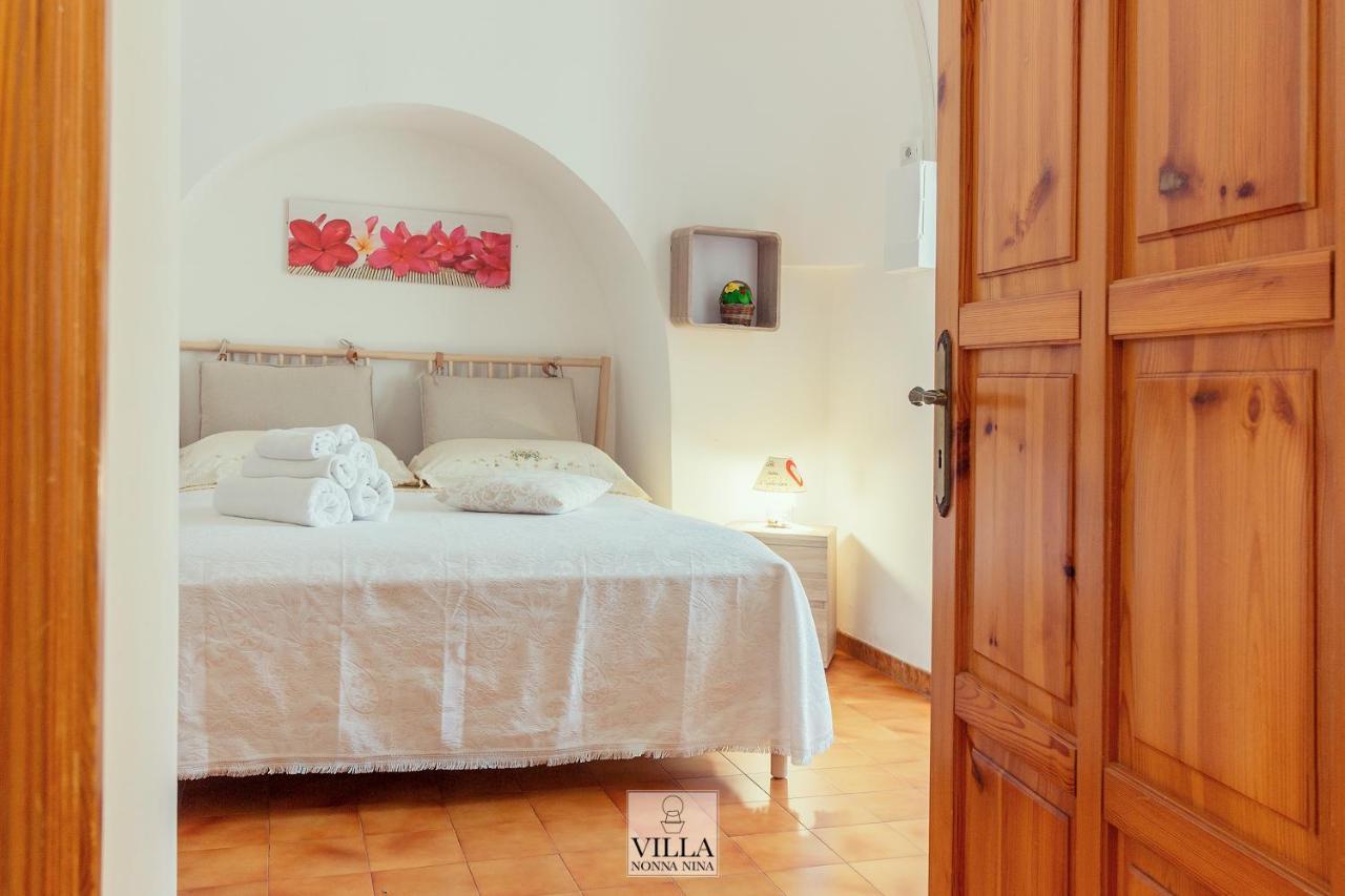 Villa Nonna Nina By La Puglia In Un Trullo Locorotondo Exterior photo